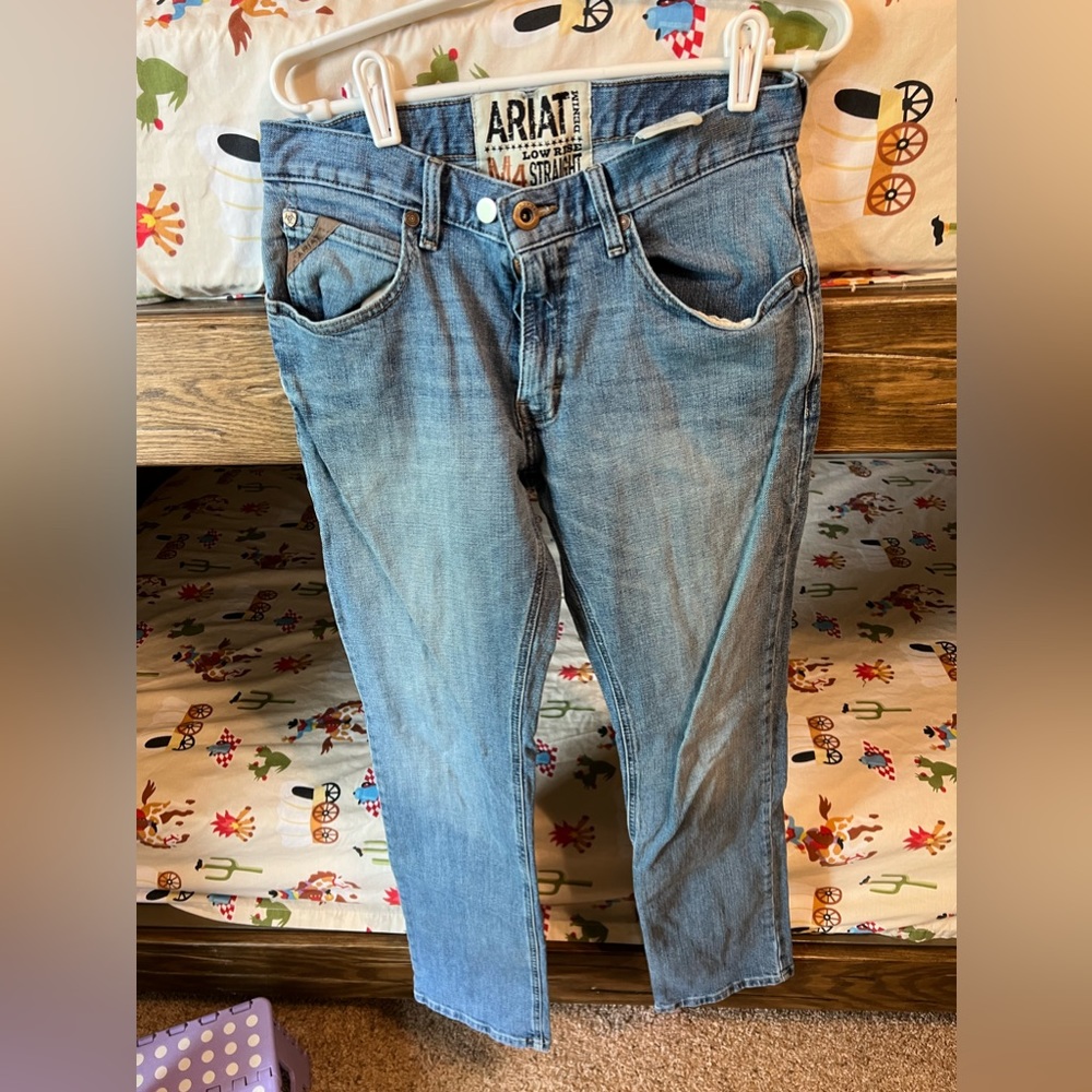 Ariat mid rise men’s jeans size 30 (28/34)